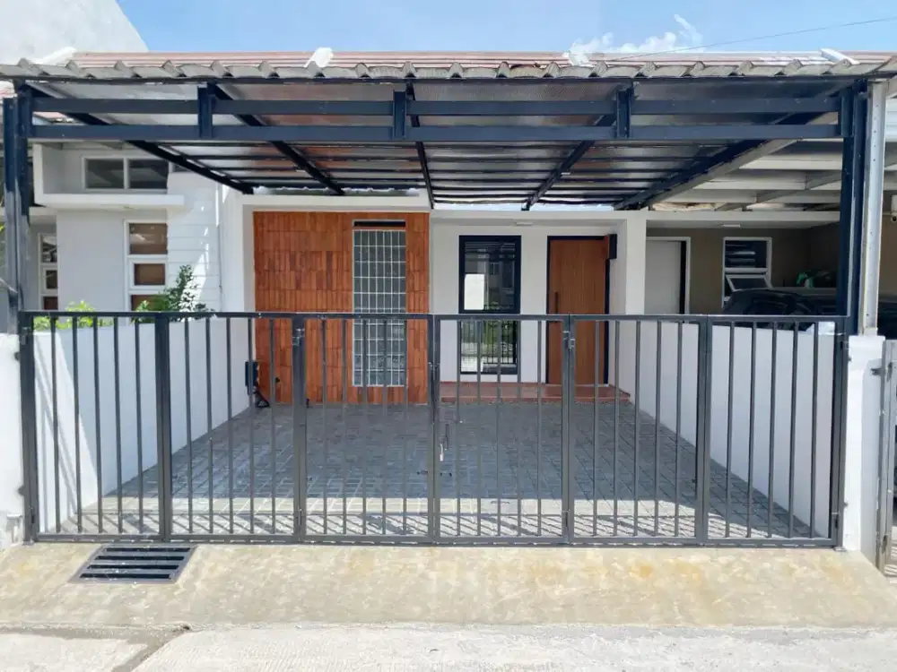 DIJUAL RUMAH, BARU RENOVASI BONUS MEJA MAKAN DAN KITCHEN SET CISARANTEN