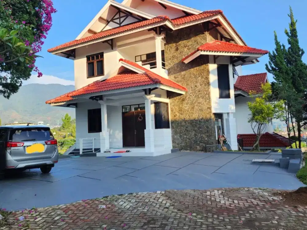 Jual Villa Puncak Cimacan Valley 3 Lantai 7 Kamar Terawat