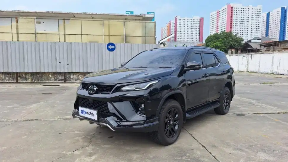 Toyota Fortuner 2.8 VRZ TSS GR Aero Package 4x2 Solar-AT 2025