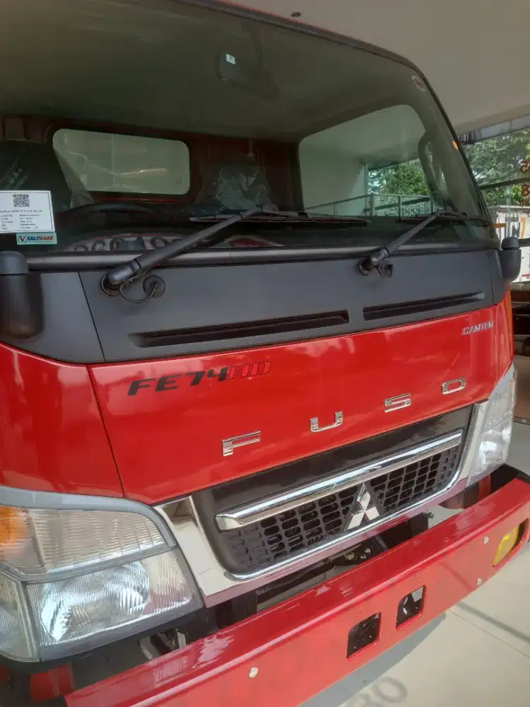 Mitsubishi Fuso CANTER 74 N Siap Melaju Dukung Usaha anda