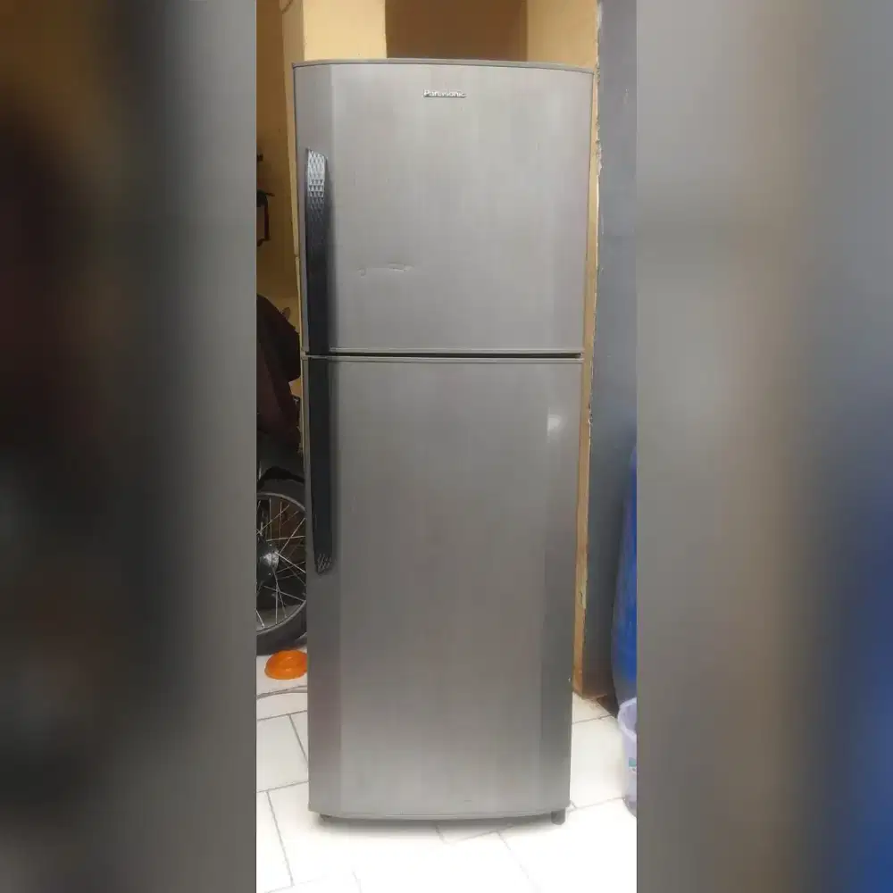 Panasonic Kulkas 2 Pintu Normal Dingin Beku Joss Terawat No Kendala