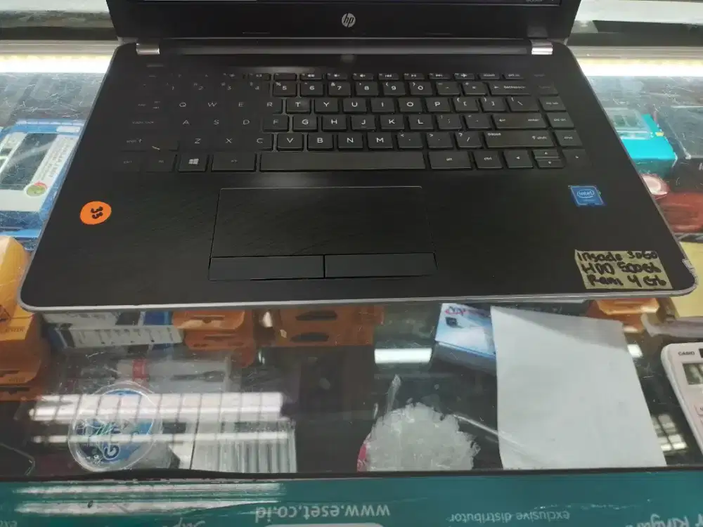 Laptop Hp intel celeron N3060