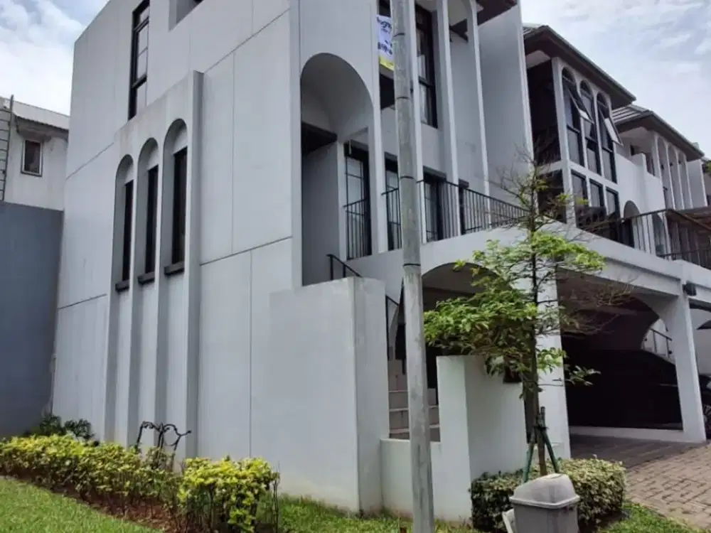 Dijual Rumah Posisi Hook Termurah Aether Greenwich BSD