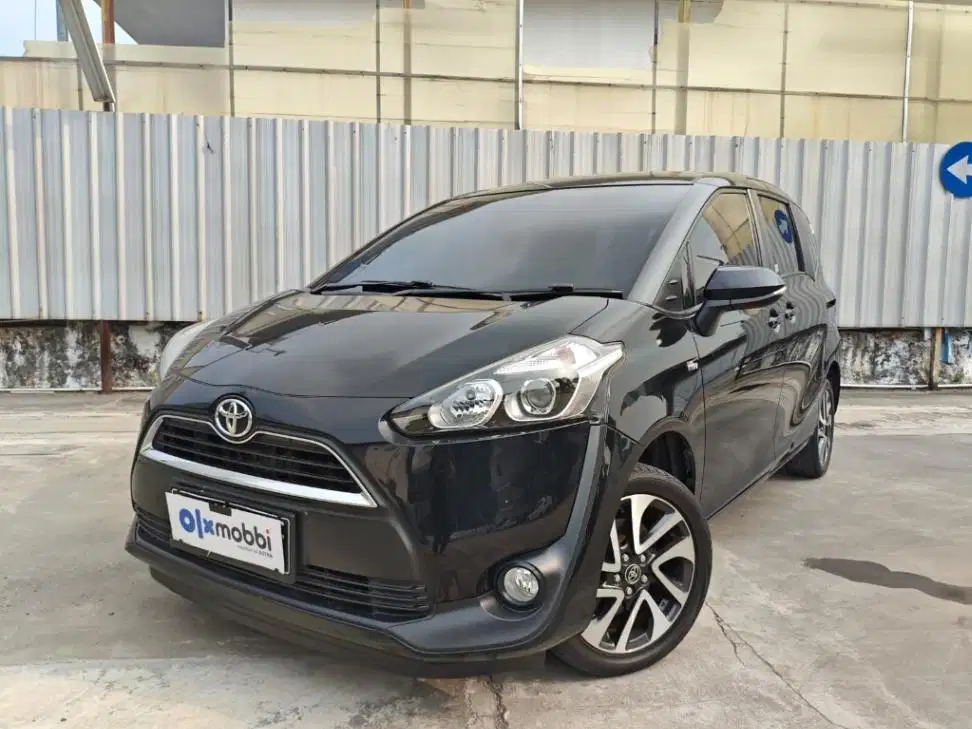 KM Rendah - Toyota Sienta 1.5 V Bensin-AT 2019