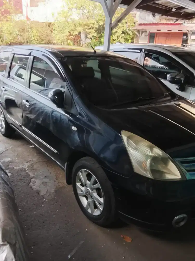 Nissan Grand Livina 1.5 Ultimate A/T