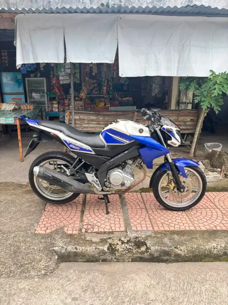 YAMAHA Vixion 150 CC tahun 2014
