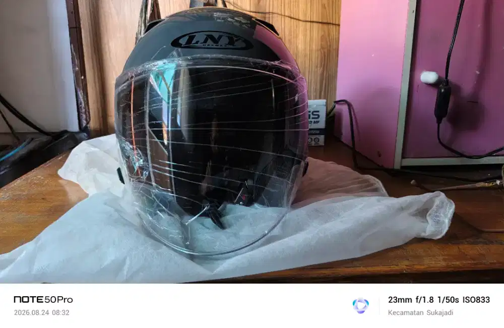 Helm mla ala ala merk lny