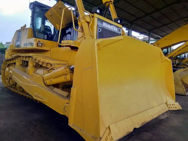 Dijual Bulldozer Komatsu D375A-6 Tahun 2015
