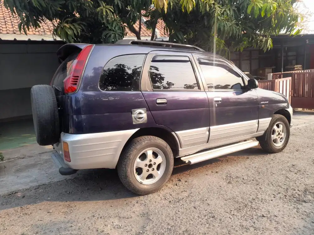 Daihatsu Taruna csx