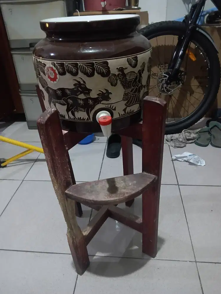 Guci Aqua & Kaki dari Kayu, Mesti Ganti Keran, Tole Iskandar Depok