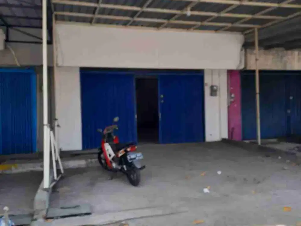Disewakan Ruko Siap Pakai 2 lt di Gunung Anyar