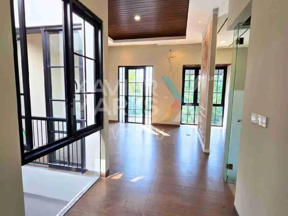 AMERICAN HOUSE PROJECT
 Surabaya Timur – Jual Rumah Manyar indah 
—