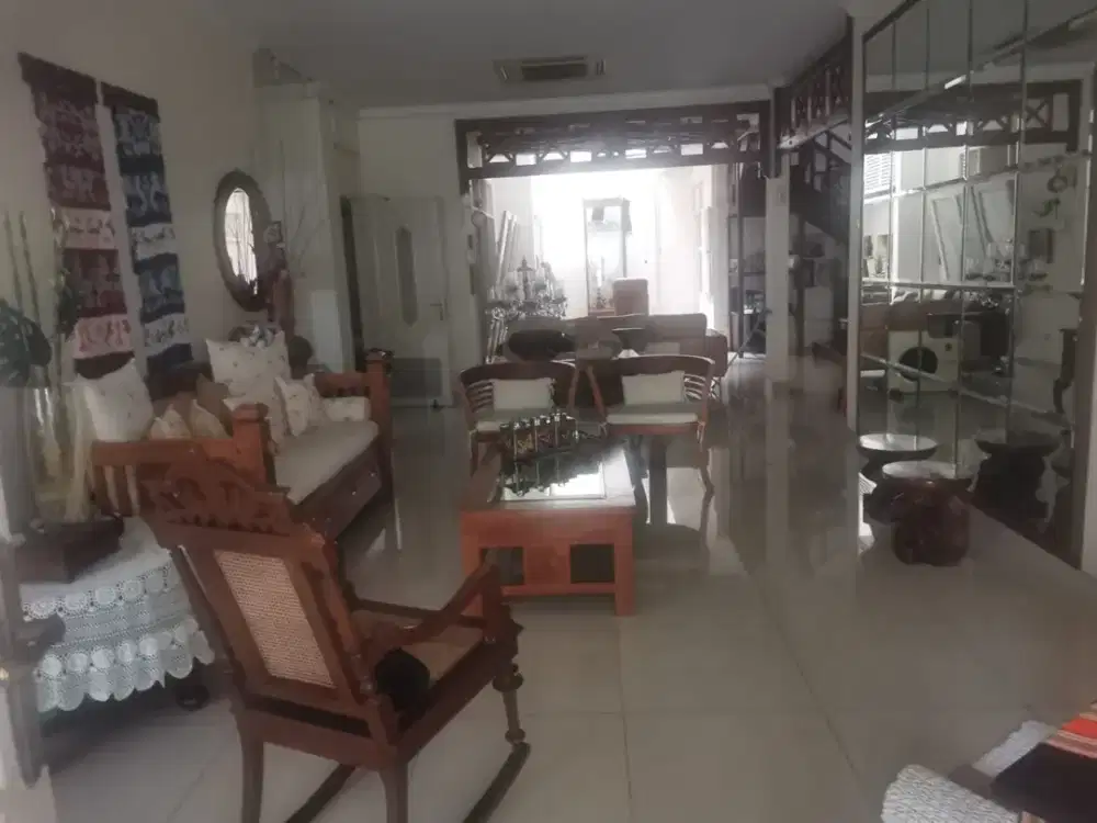 DIJUAL Rumah 2 Lantai Semi Furnish yang Siap Huni di Perumahan Permata Timur, Pondok Kelapa, Jakarta Timur