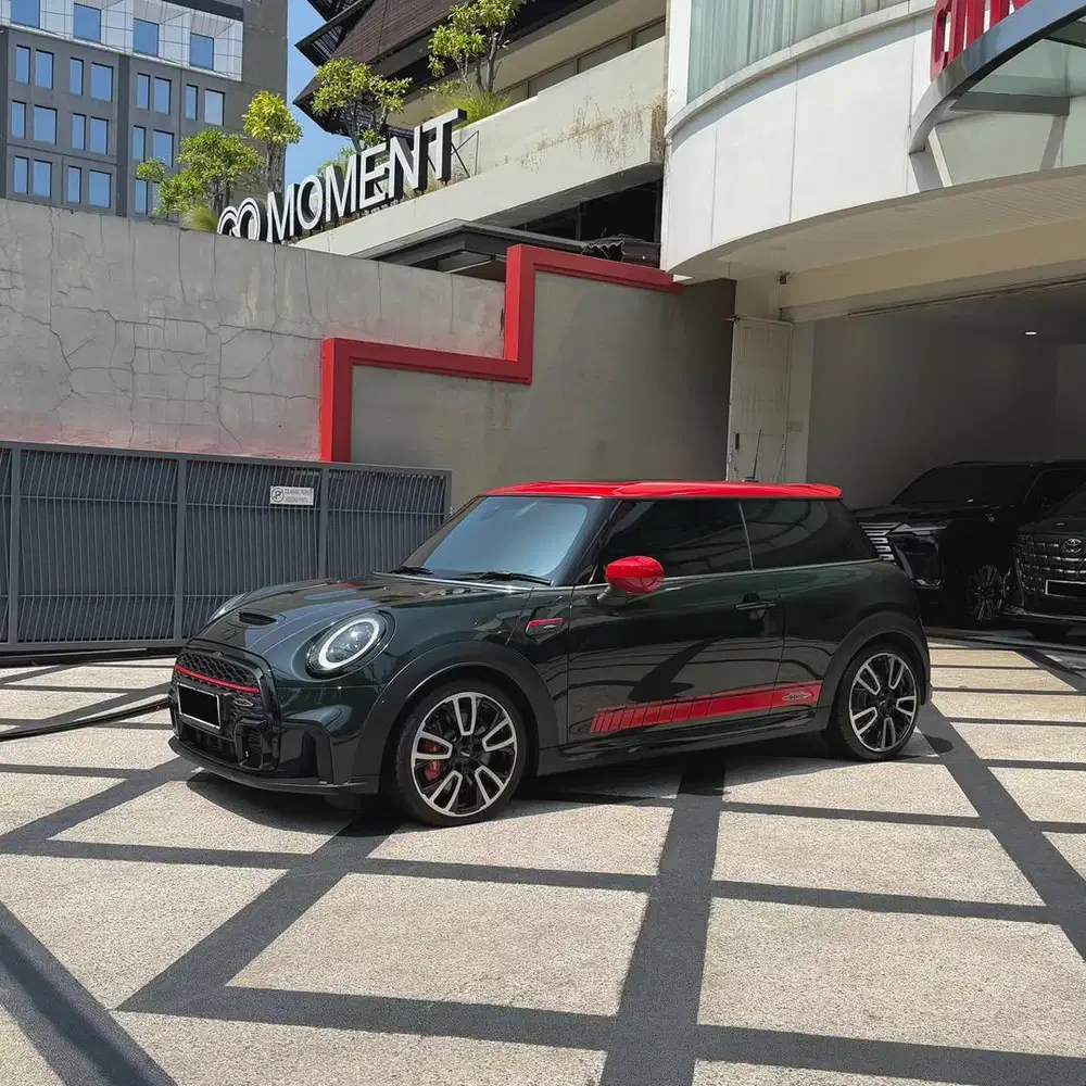 Mini cooper jcw john cooper works 3 doors LCI 2024 nik 2023 gr86 brz