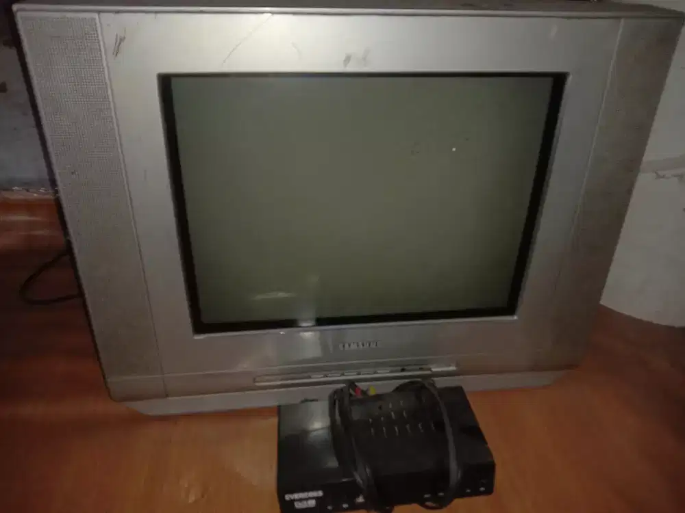 Televisi+set topbox