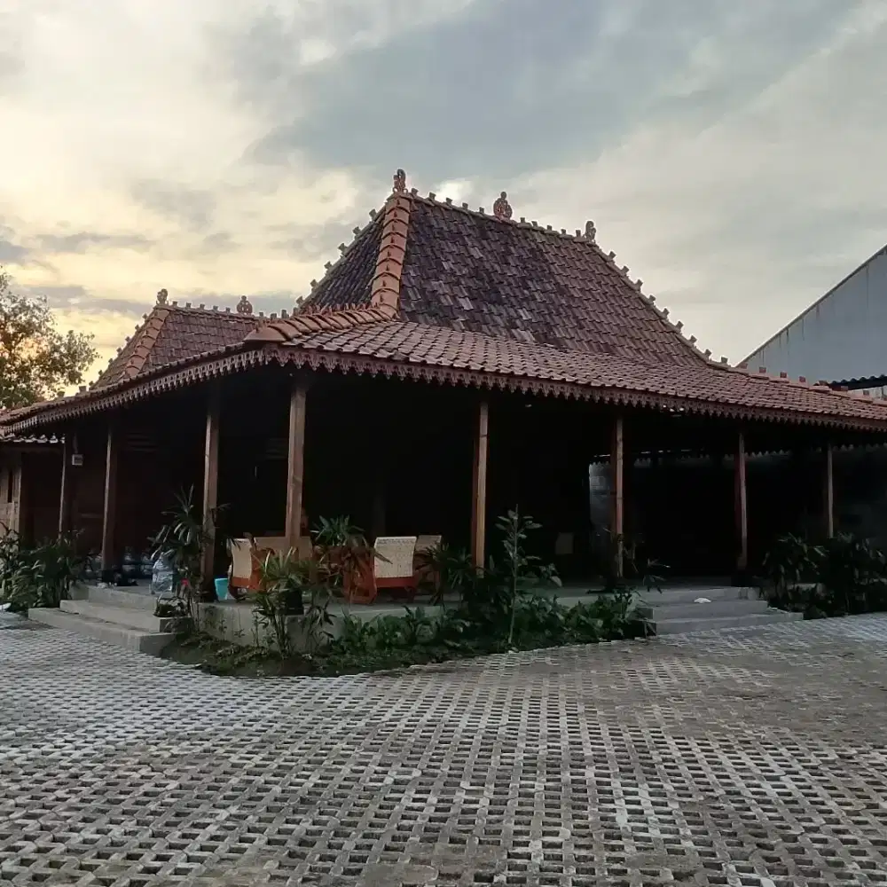 Rumah Limasan.Rumah kayu.Rumah klasik