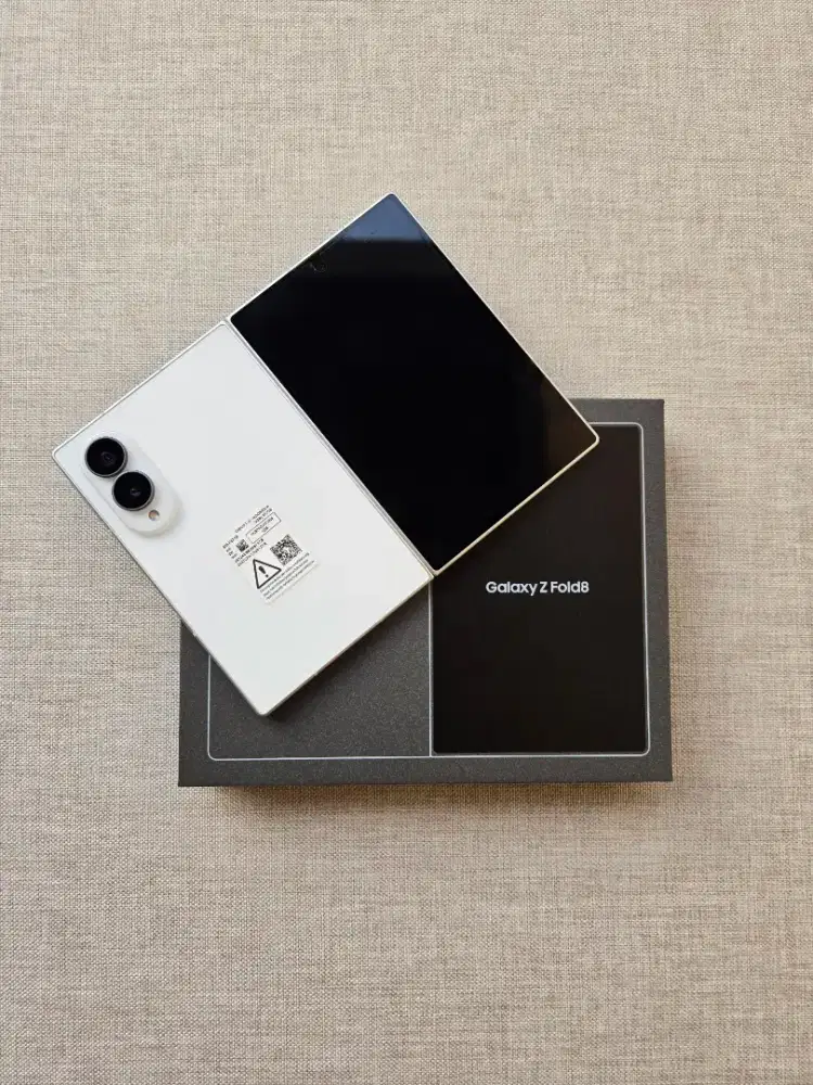 Samsung Fold 8 512 SEIN Like New