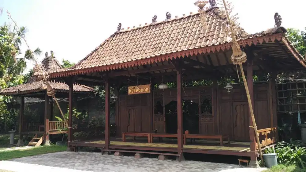 Rumah Limasan.Rumah klasik.Rumah kayu