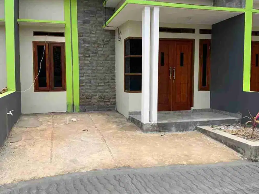 Harga promo lokasi pinggir jalan..di sawangan permai Depok..
