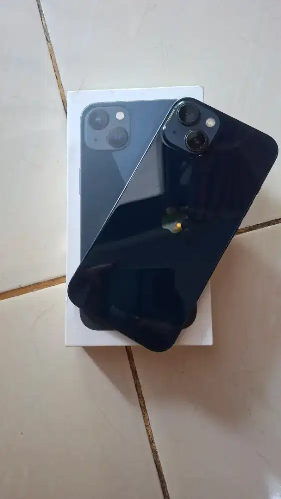 Dijual Iphone 13