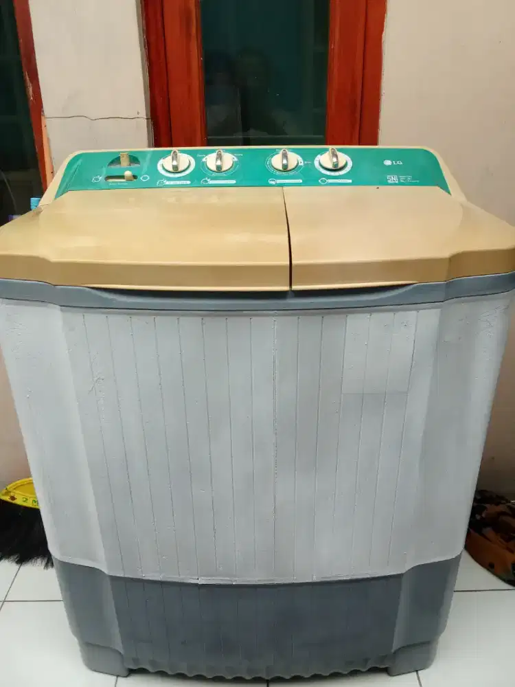Mesin cuci second