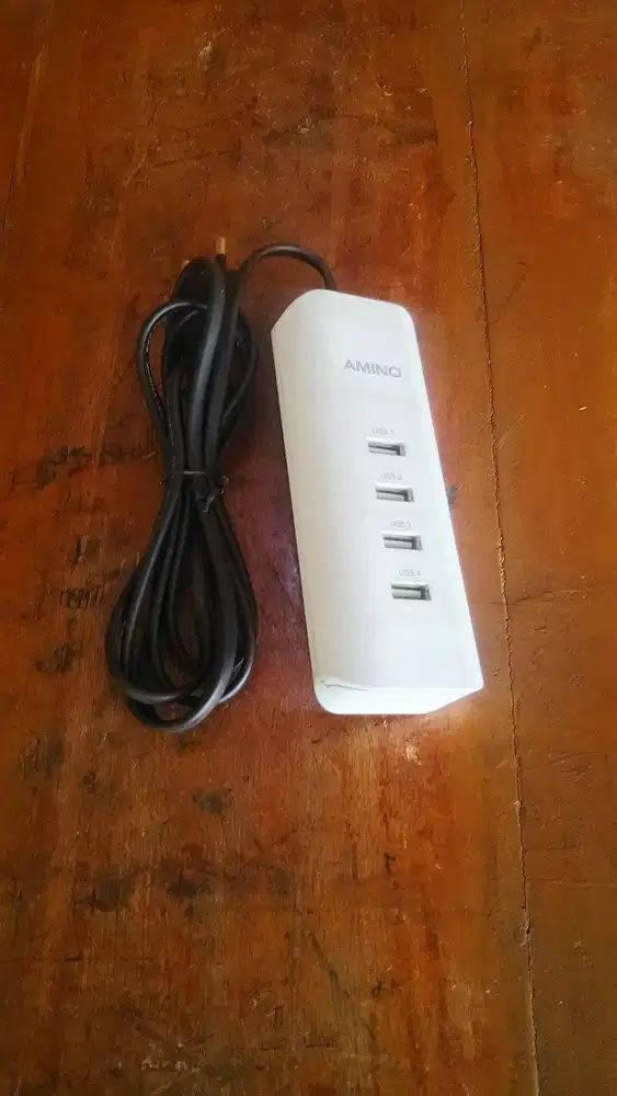 AMINO USB 4 Port Model MH-4U Bekas Normal (Pernah Ganti Kabel AC)