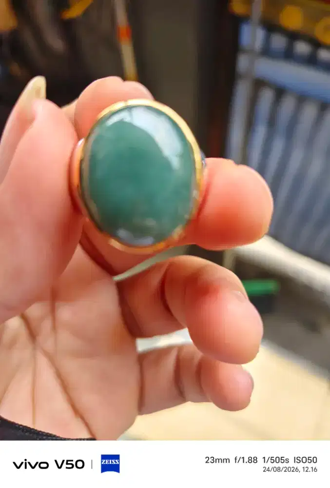 Batu giok jadeite jade type A