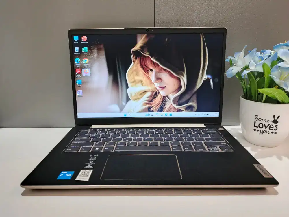 Siap Pakai! Jual Laptop Bekas Lenovo IP 3 14ITL6 RAM 8 GB