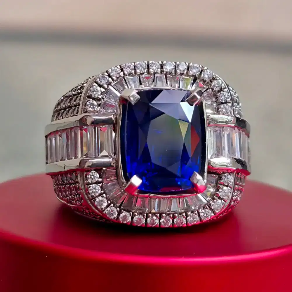Blue Safir Srilanka Royal Vivid