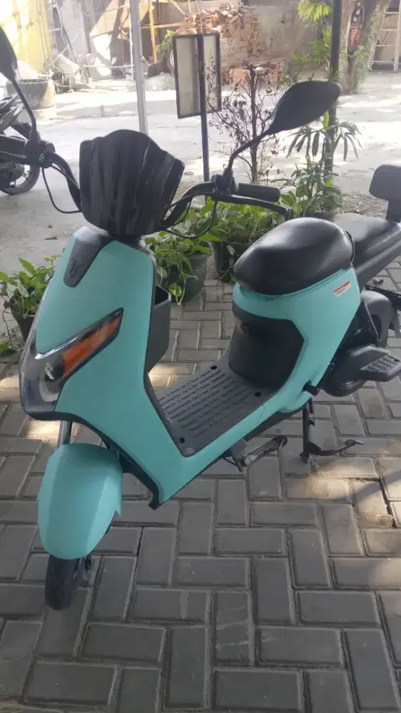 Sepeda listrik uwinfly D60