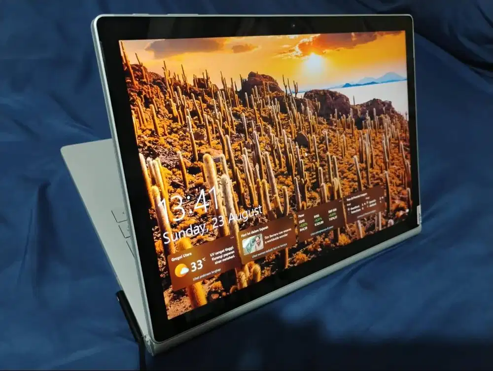 Microsoft Surface Book 2 i5 7300U/8GB/256GB