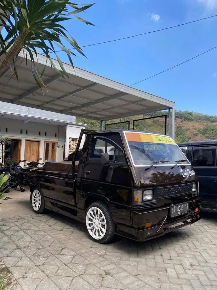 L300 Bensin Tahun 1981