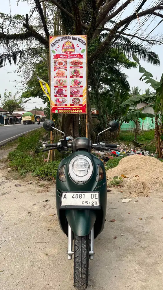 SCOOPY PRESTIGE TAHUN 2023