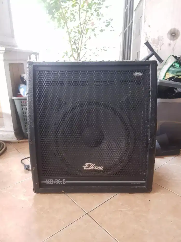 Ampli keyboard elkana kbx6 speaker 15 inch 300 watt 4 chanel input