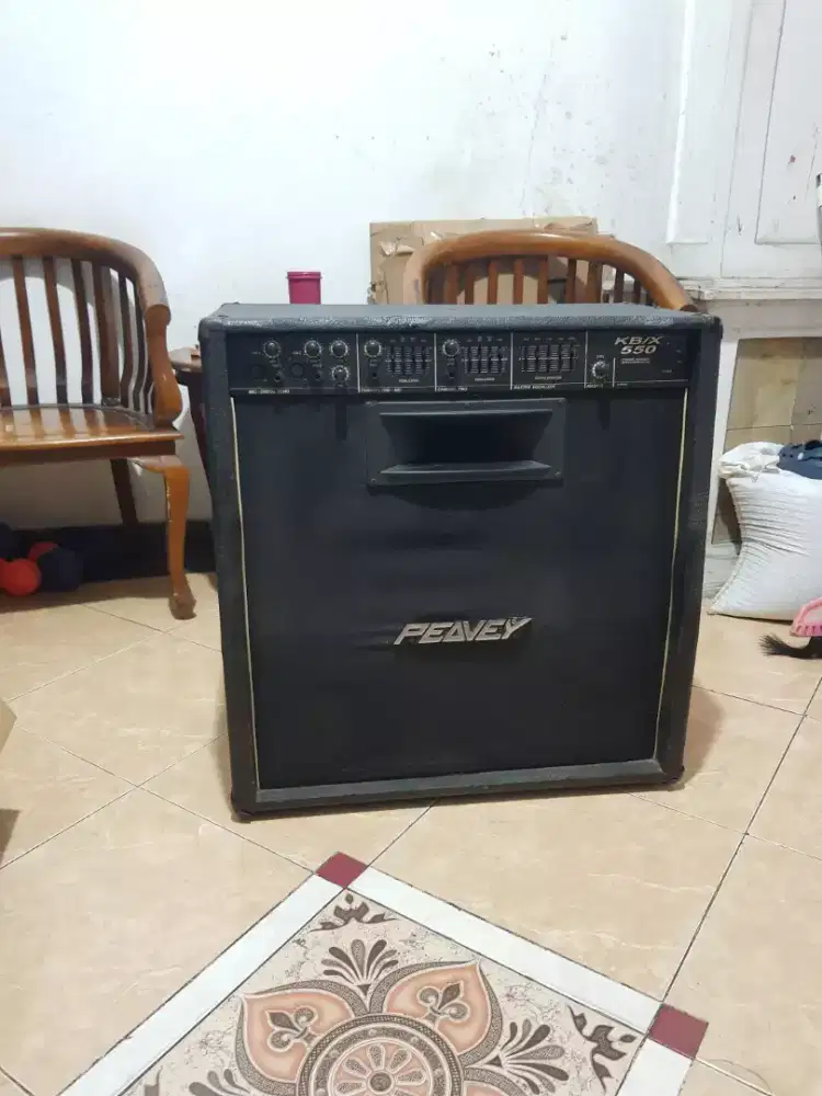 Ampli keyboard kevin kbx550 speaker 15 inch 300 watt