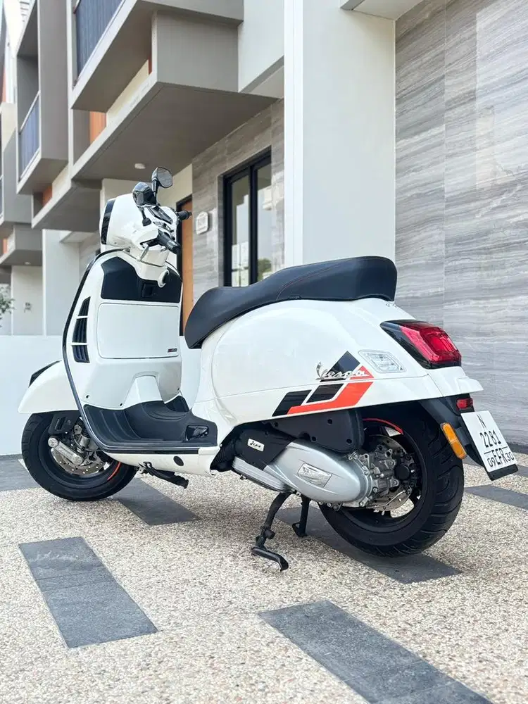 Like New Vespa GTS 150 Super Sport ABS Keyless 2025 Odo 400 Koko Motor