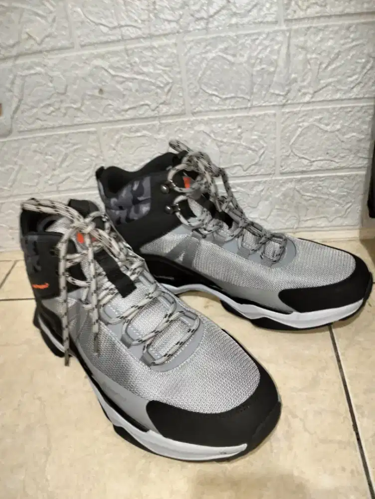 Di jual Sepatu Hush Pupies baru