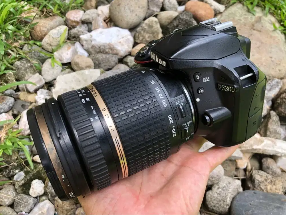 Nikon D3300 LensaTamron 18-270mm VC Mulus SC 7rb