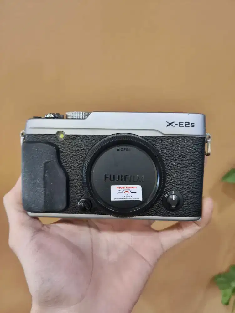 Kamera Fujifilm X-E2S Body Only. Good Condition