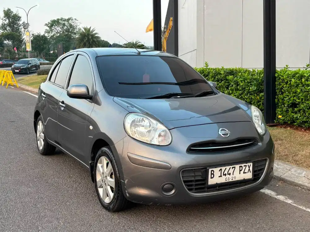 NISSAN MARCH XS 1.2 MATIC 2013