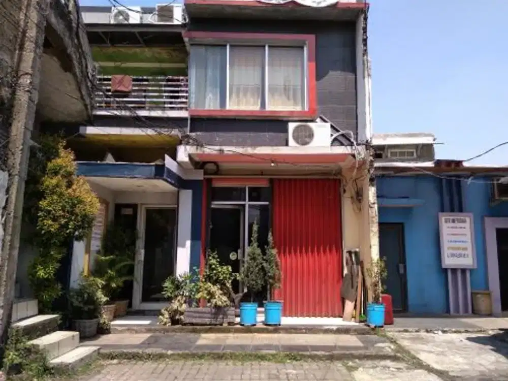 Sewa Kantor Jakarta Murah Strategis Pinggir Jalan Raya Besar Dekat RS Budi Asih Jakarta Bisa Domisili Parkir Luas.