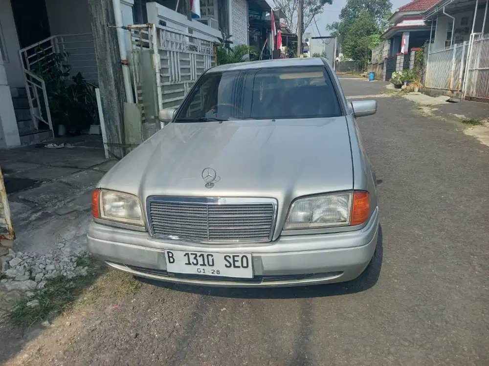 For sale Mercedes-Benz thn 94 automatic 40jt