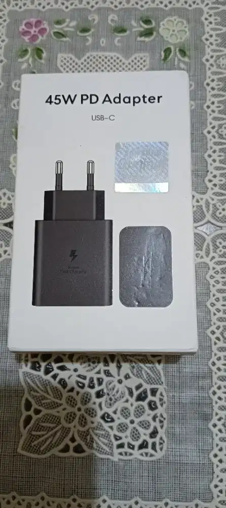ChargerSamsung CopotanOri45 Watt Hitam TipeC Super Fast Charge Baru