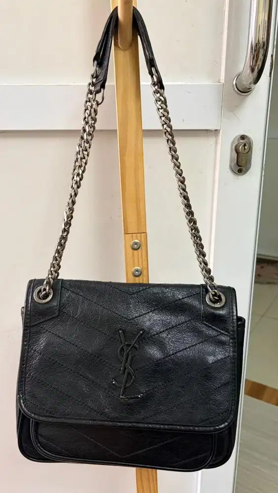 YSL Niki Small Black