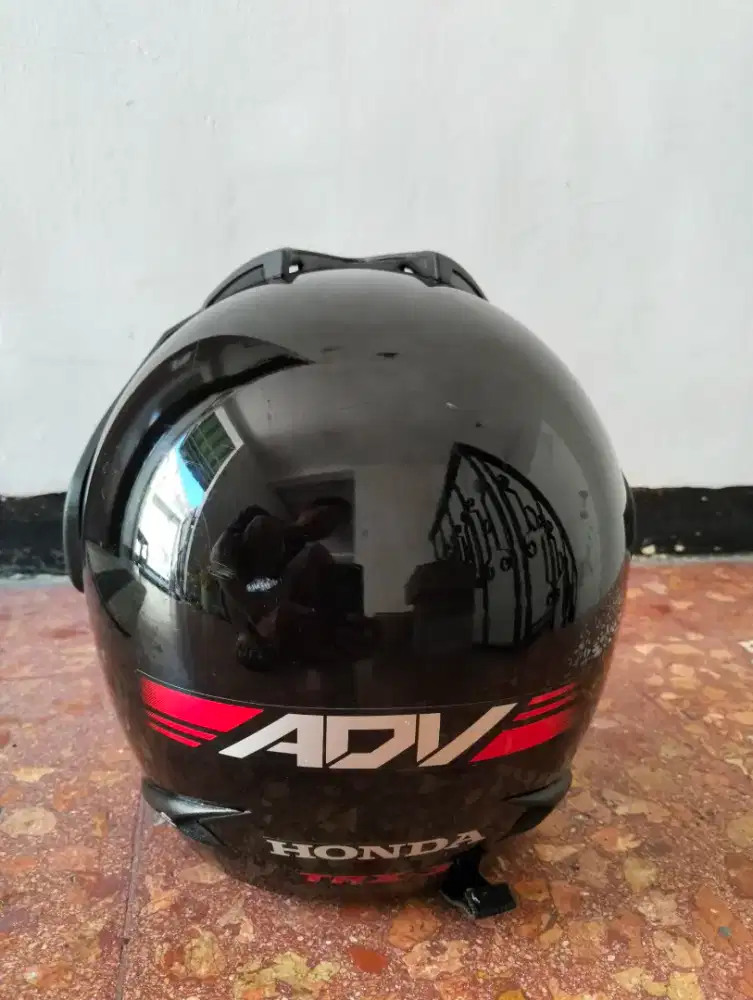 Helm bawaan adv original