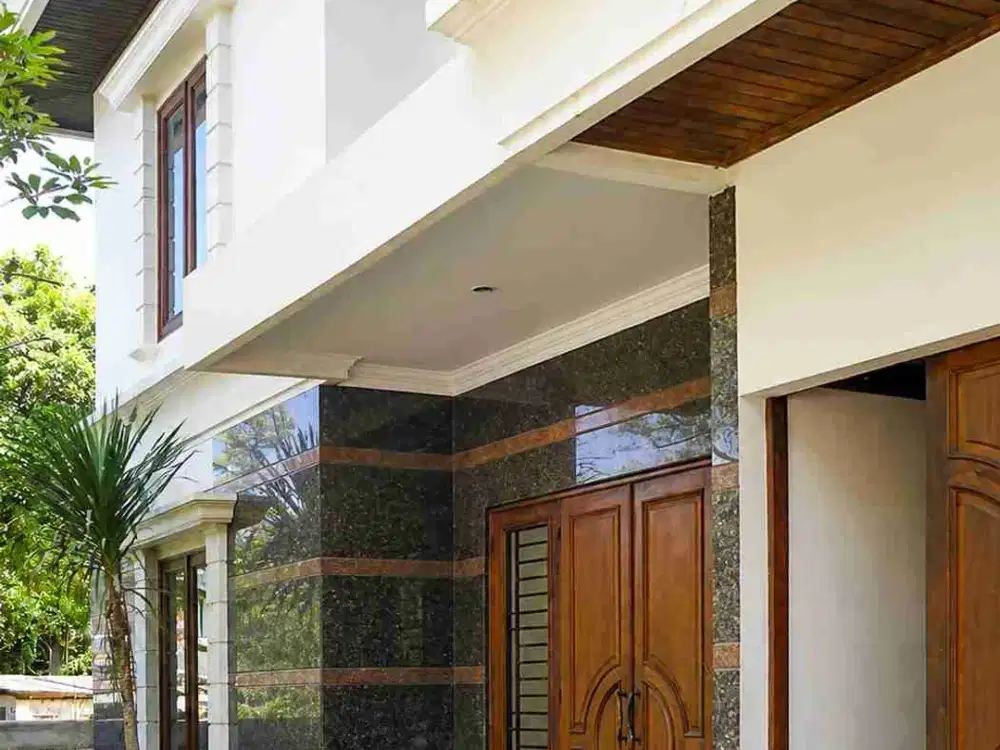 Rumah Mewah Dengan Private Pool Di Kemang Timur Jaksel