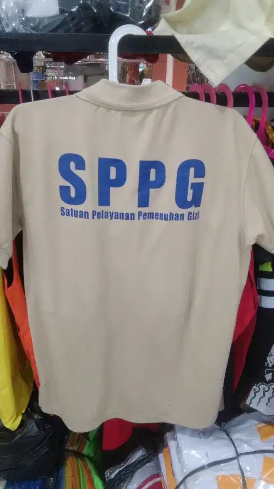 Kaos lakos pendek