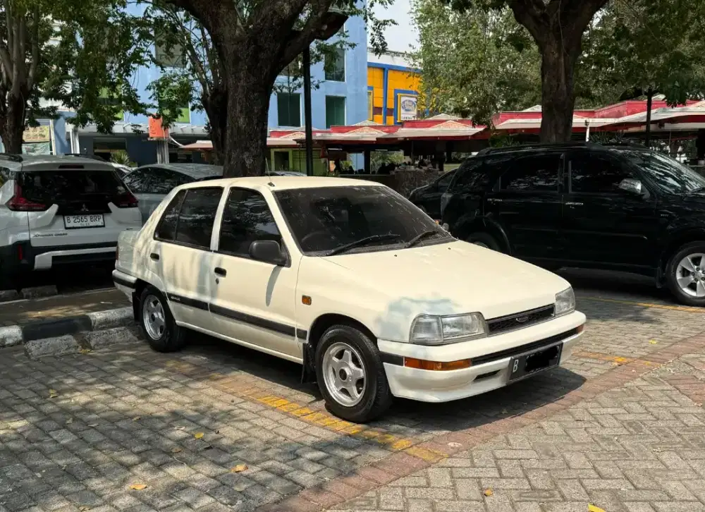 Daihatsu charade classy antik terawat