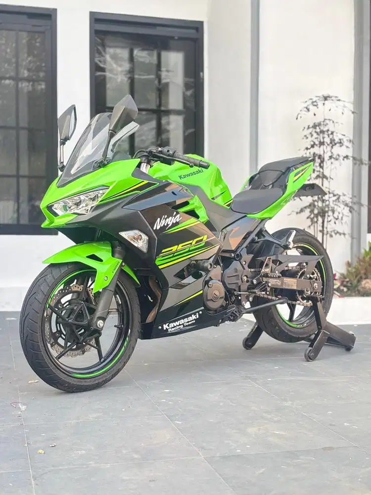 Ninja 250 ABS KRT Keyless 2019 Odo 5rb Koko Motor