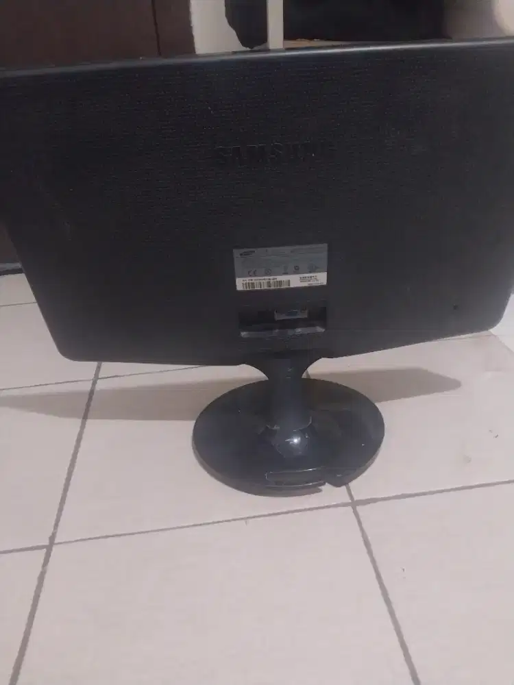 Led monitor 22 in